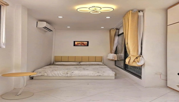 Cực hiếm bán nhà riêng mới đẹp Phố Hồng Mai 5 tầng x 30m2, 4.2 tỷ - 30m ra mặt phố